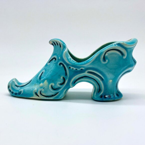 Vintage Turquoise Ceramic Shoe Figurine Fancy Detailing Glass Slipper - Picture 1 of 10